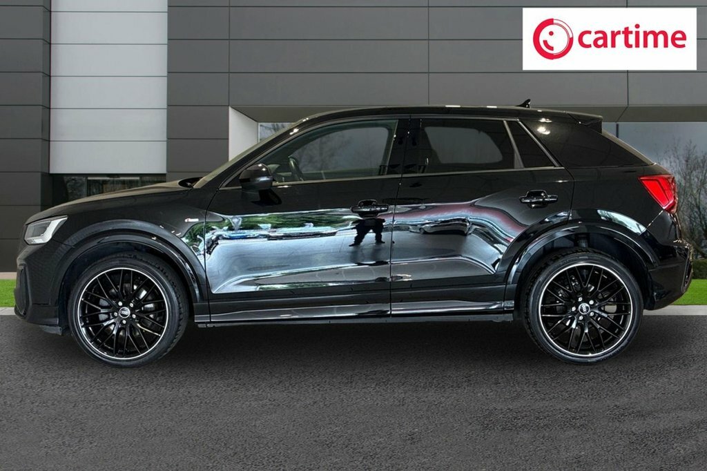 Audi Q2 1L Black Edition LV73GXC Black #3
