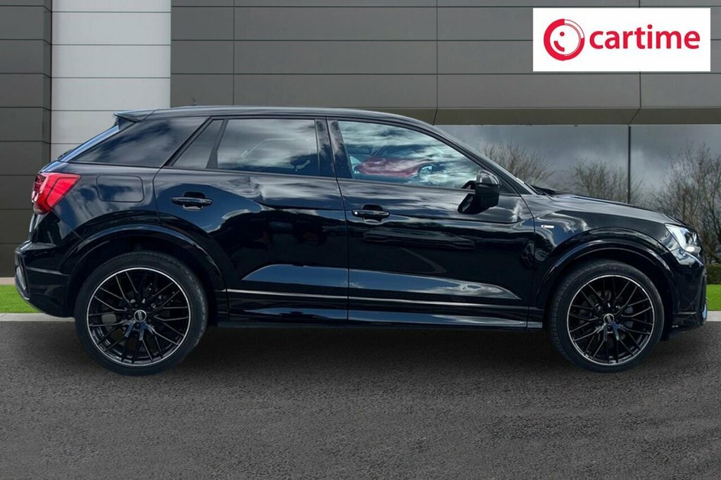 Audi Q2 1L Black Edition LV73GXC Black #2
