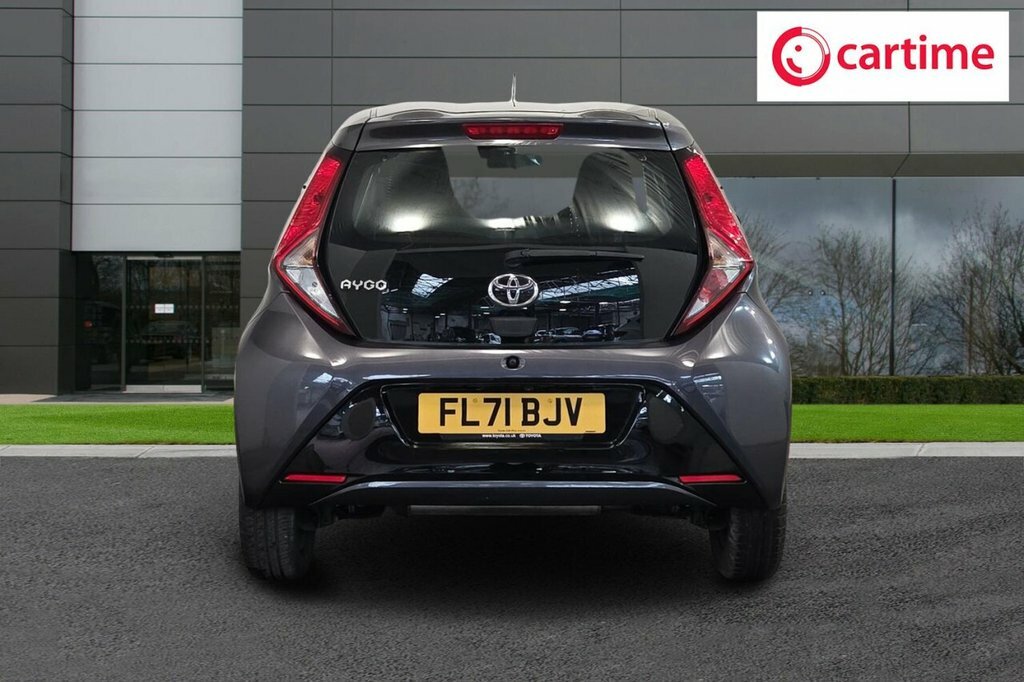 Toyota Aygo 1L X-play FL71BJV Grey #5