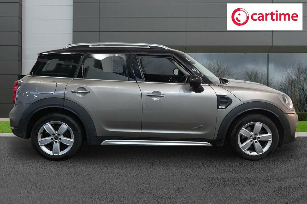 Mini Countryman 1.5L Cooper Classic LX19ZBF Silver #2