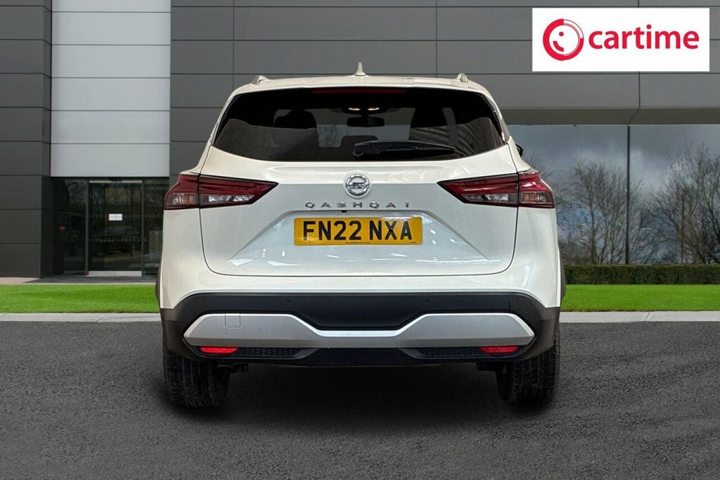 Nissan Qashqai 1.3L N-connecta FN22NXA White #5