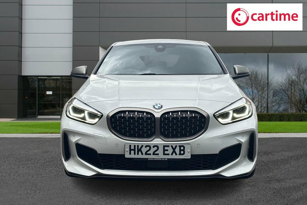 BMW 1 Series Hatchback HK22EXB White #4