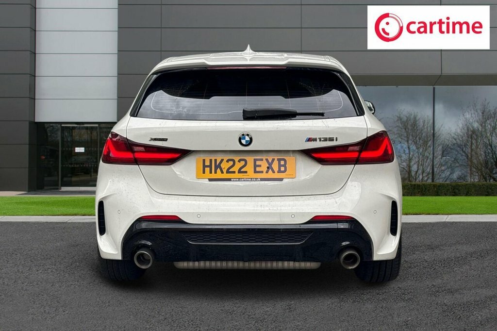 BMW 1 Series Hatchback HK22EXB White #5