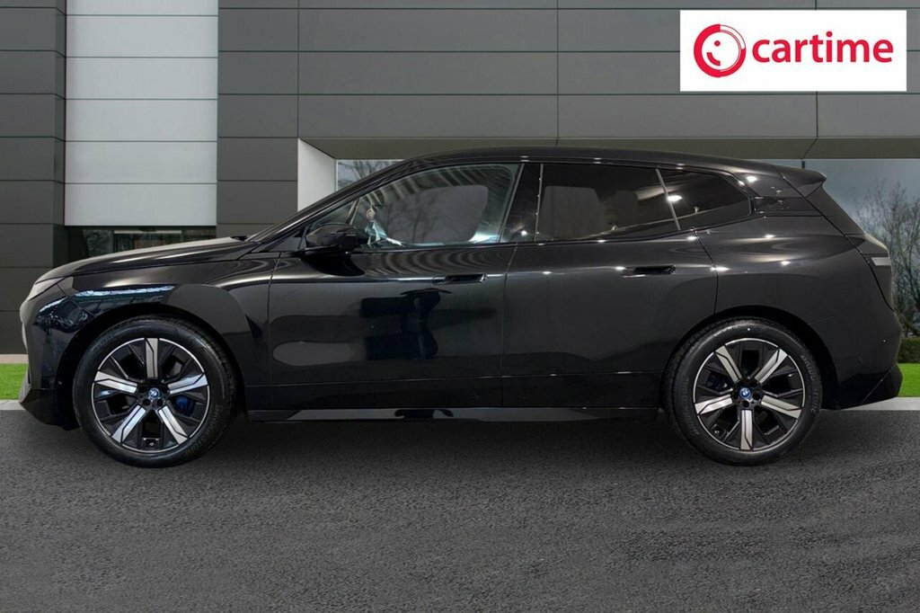 BMW iX Suv YB74XJT Black #3