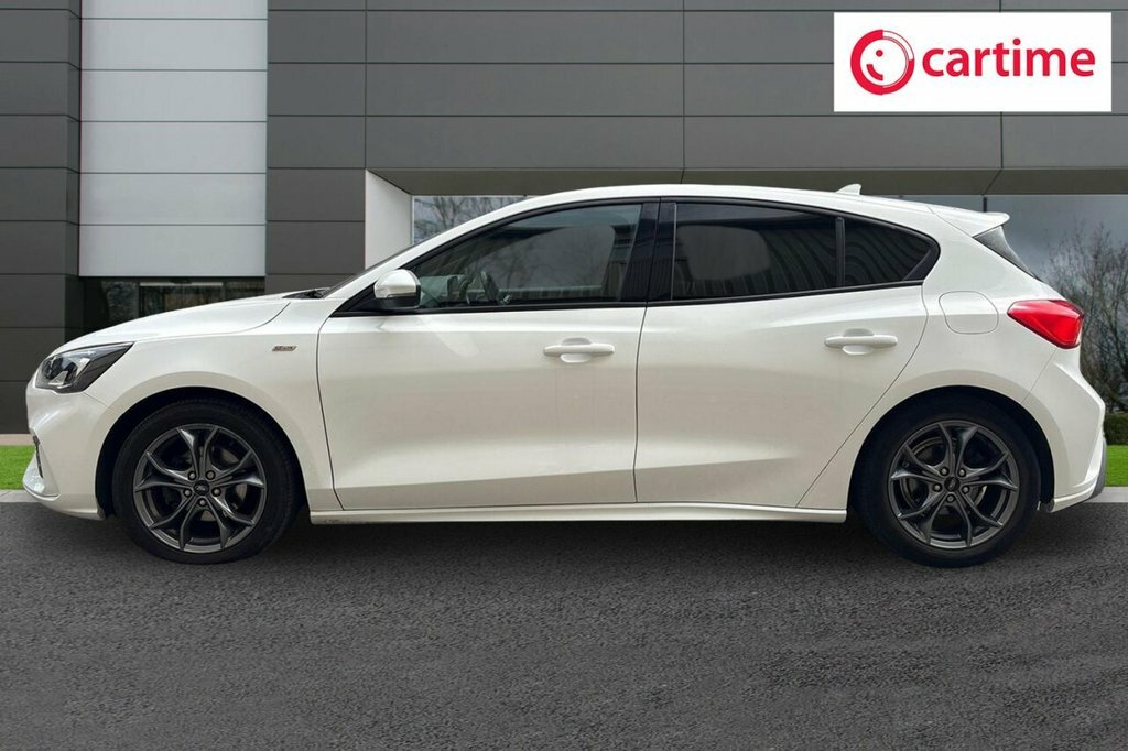 Ford Focus 1L St-line White #3