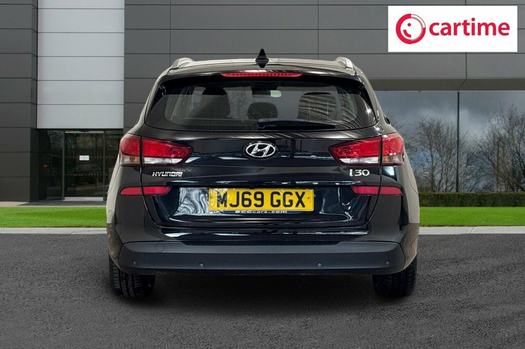 Hyundai I30 1L Se Nav MJ69GGX Black #5