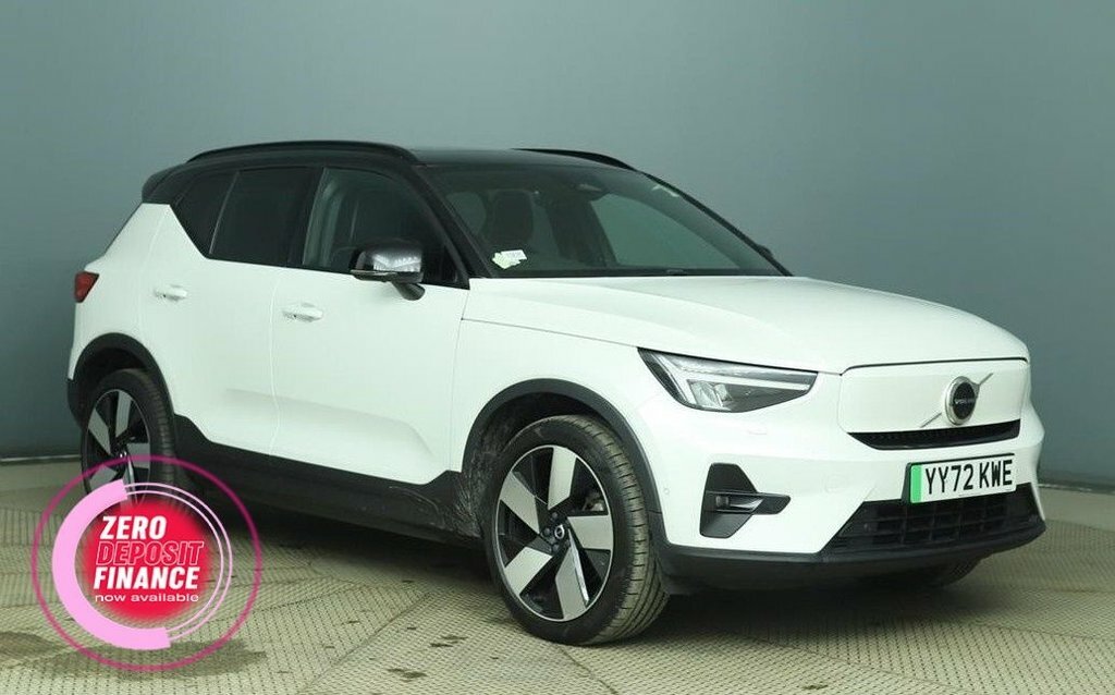 Volvo XC40 Suv White