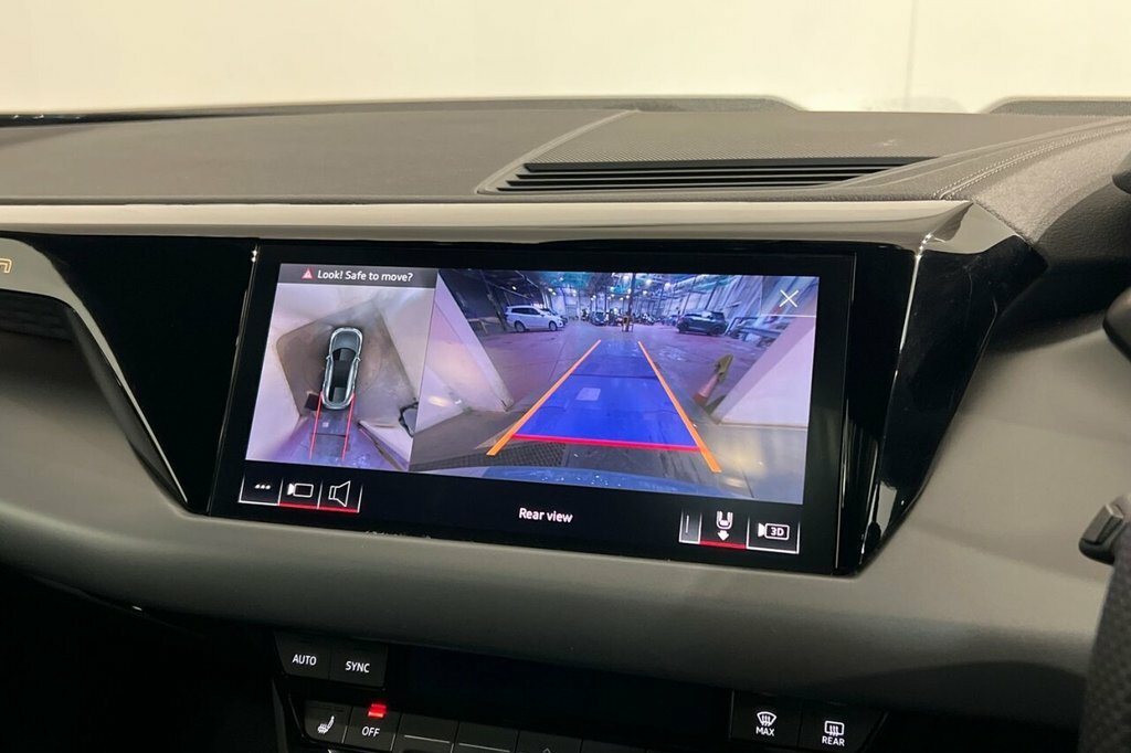 Audi E Tron GT 93.4Kwh Vorsprung Saloon Quattro Black #13