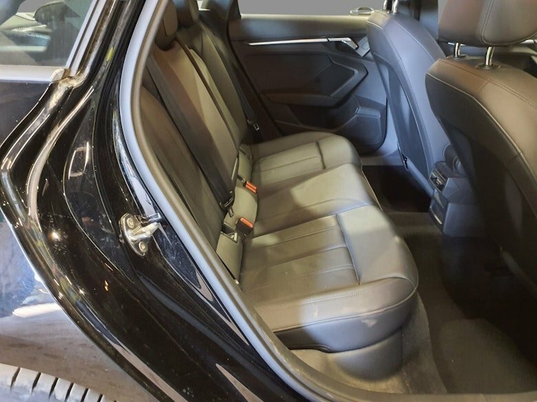 Audi A3 2L Sport Black #6