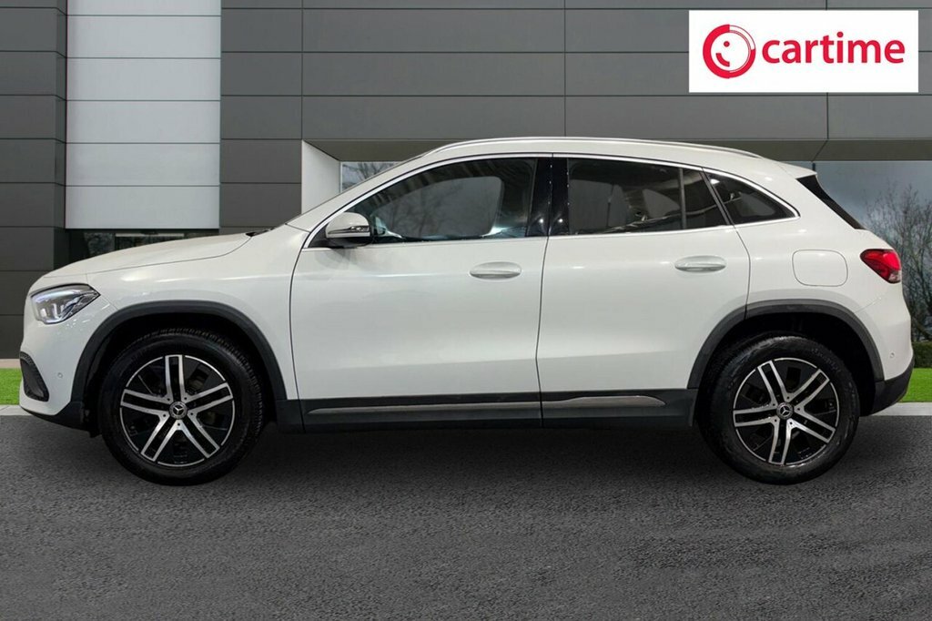 Mercedes-Benz GLA Class 1.3L Sport LR22RKK White #3