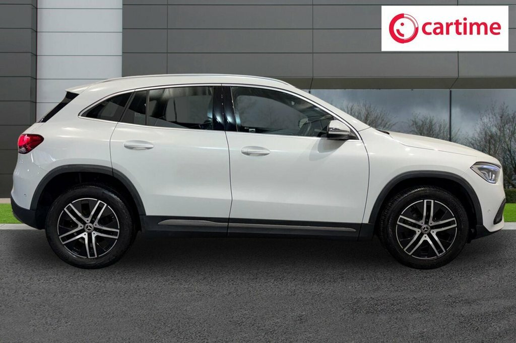 Mercedes-Benz GLA Class 1.3L Sport LR22RKK White #2