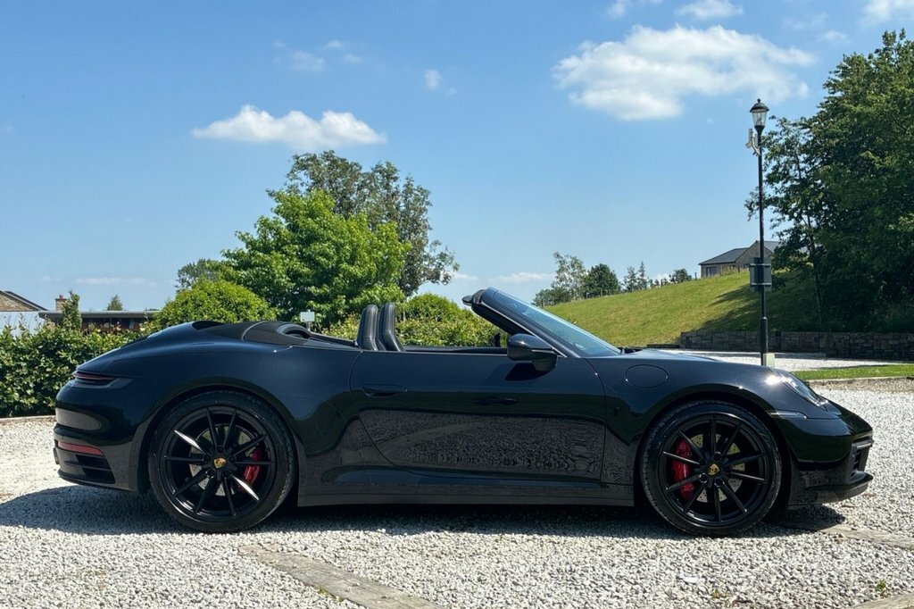 Porsche 911 3L 992 Carrera S Black #3