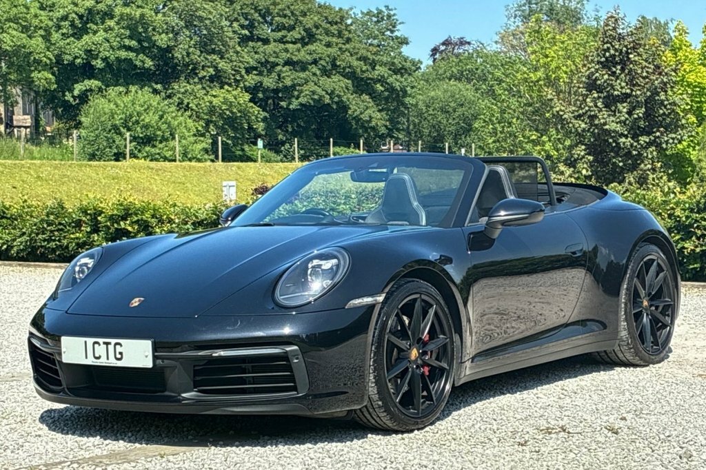 Porsche 911 3L 992 Carrera S Black #2