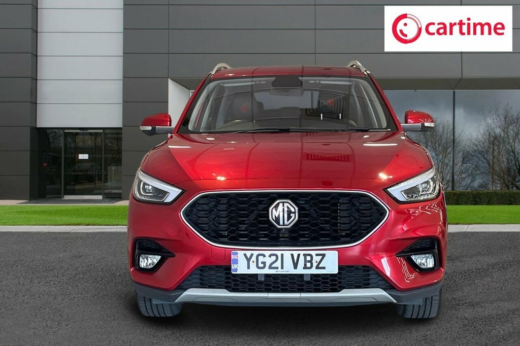 MG ZS Exclusive Red #4