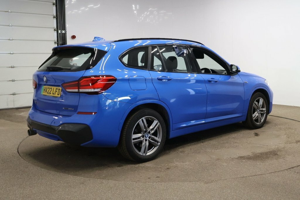 BMW X1 1.5L M Sport Blue #3