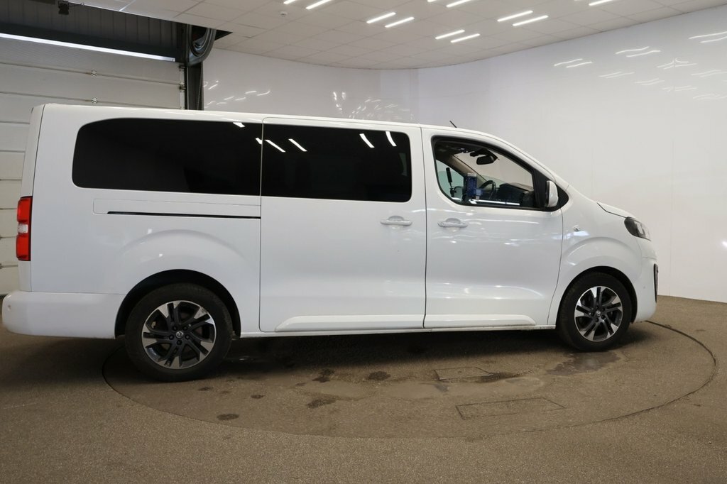 Vauxhall Vivaro 2L Elite L White #6
