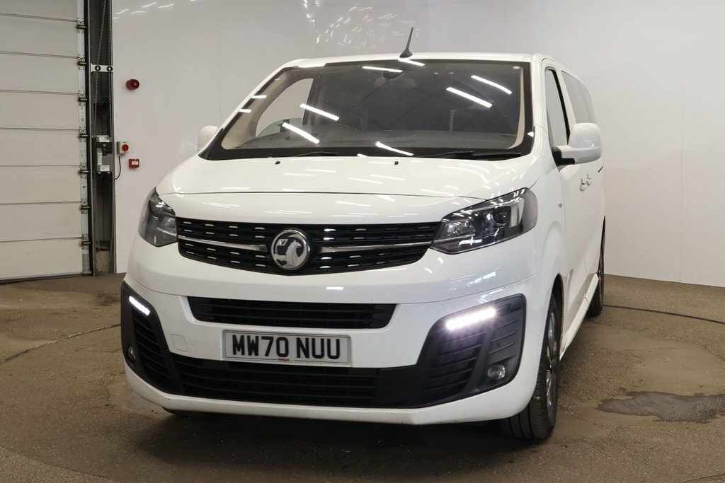 Vauxhall Vivaro 2L Elite L White #2