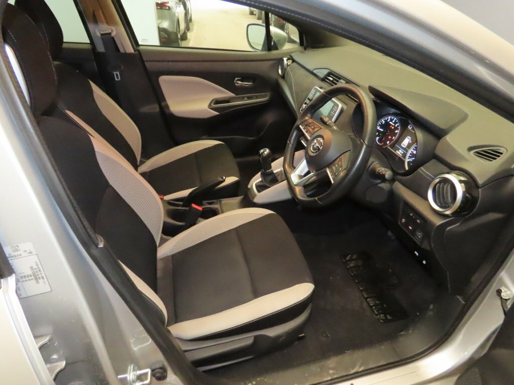 Nissan Micra Tekna Red #7