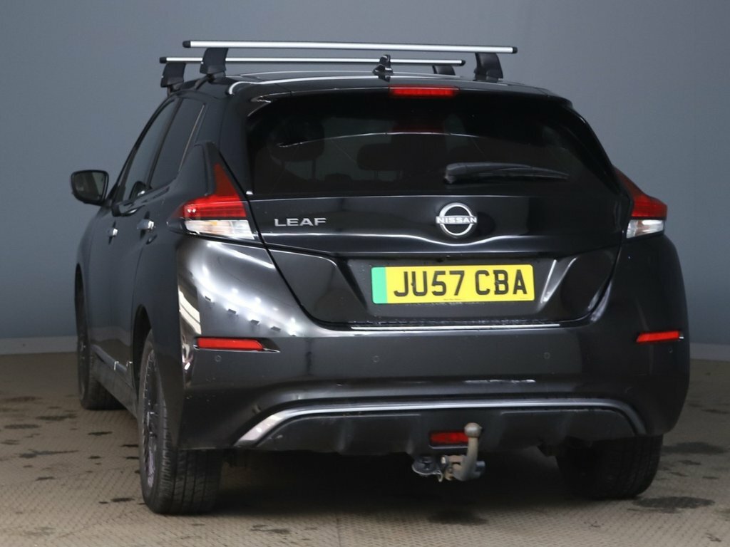 Nissan Leaf Hatchback Black #4