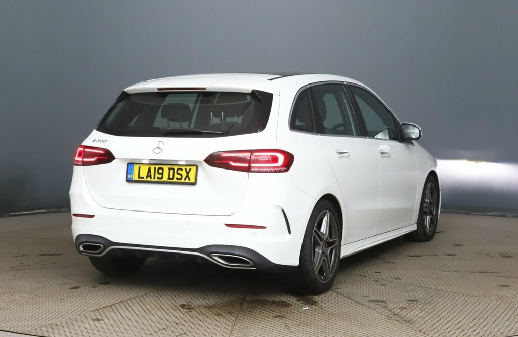 Mercedes-Benz B Class 1.3L Amg Line White #4