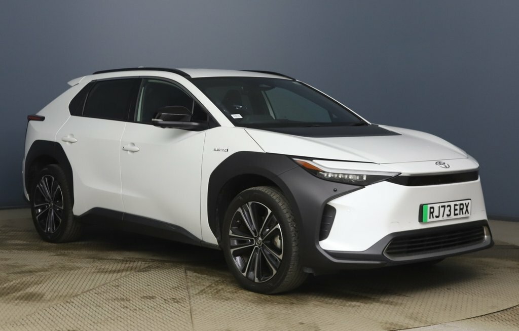 Toyota bZ4X Suv White