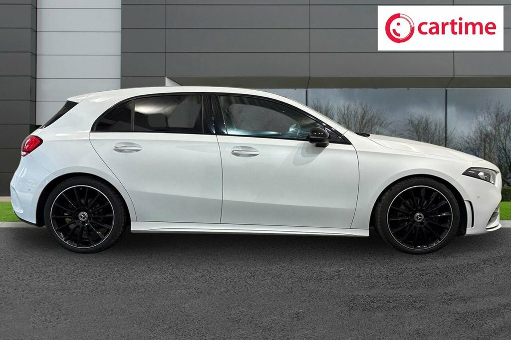 Mercedes-Benz A Class 2L Amg Line Night Edition BU72MLE White #2