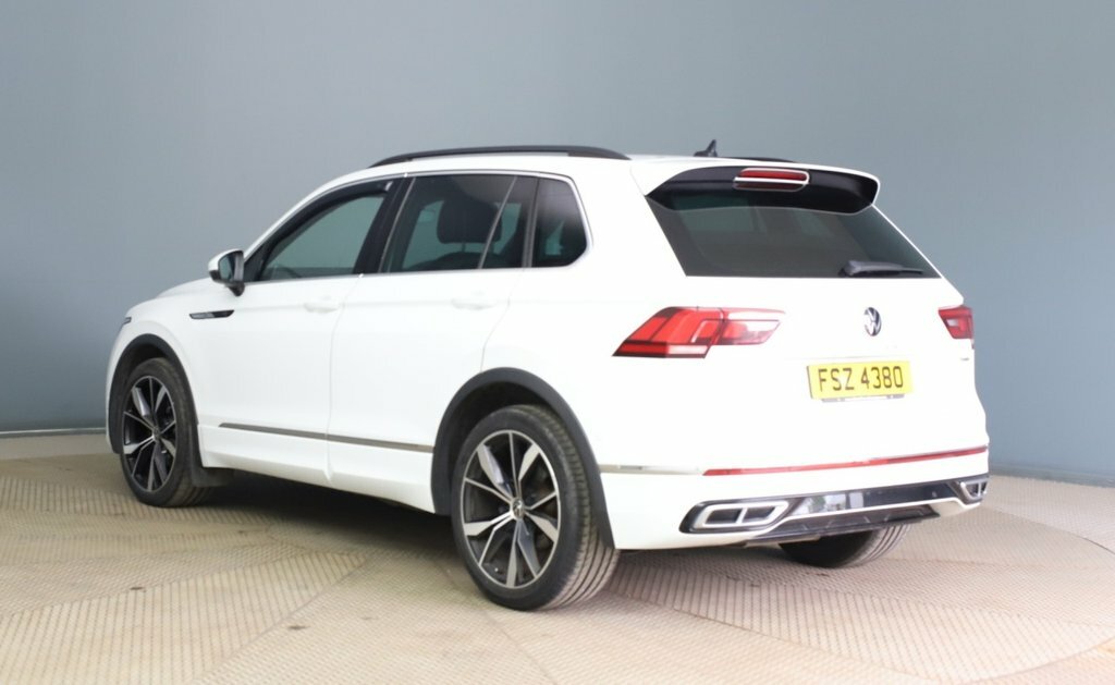 Volkswagen Tiguan 2L R-line White #5