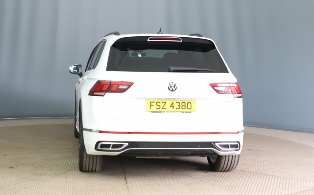 Volkswagen Tiguan 2L R-line White #6