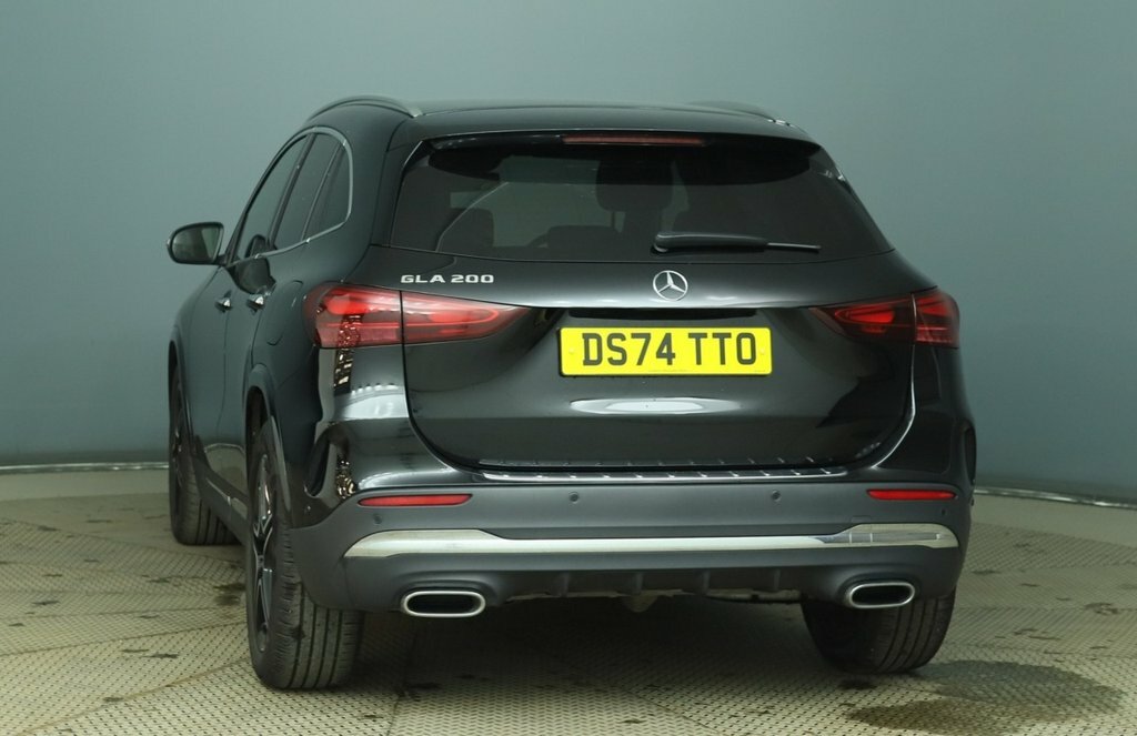 Mercedes-Benz GLA Class 1.3L Amg Line Black #6