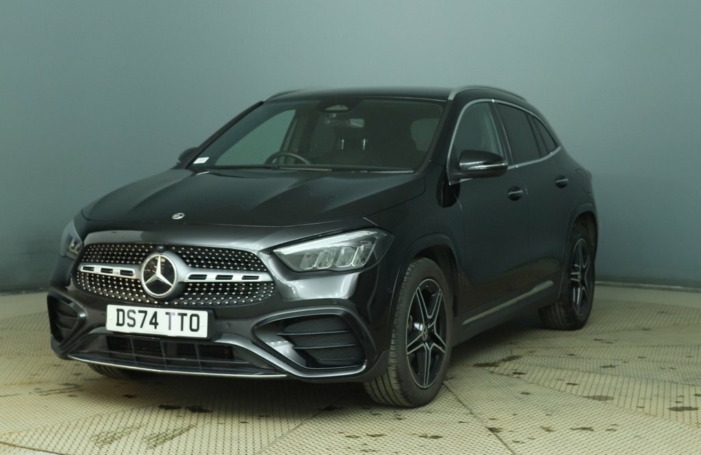 Mercedes-Benz GLA Class 1.3L Amg Line Black #2