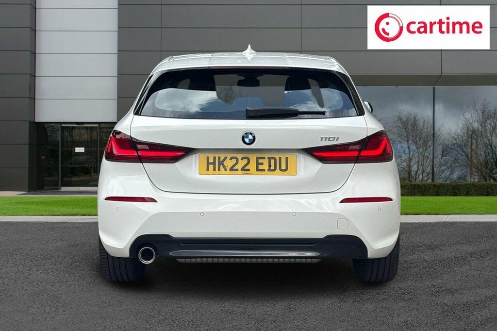 BMW 1 Series 1.5L Sport White #5