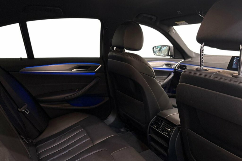 BMW 5 Series 520D Se Blue #8