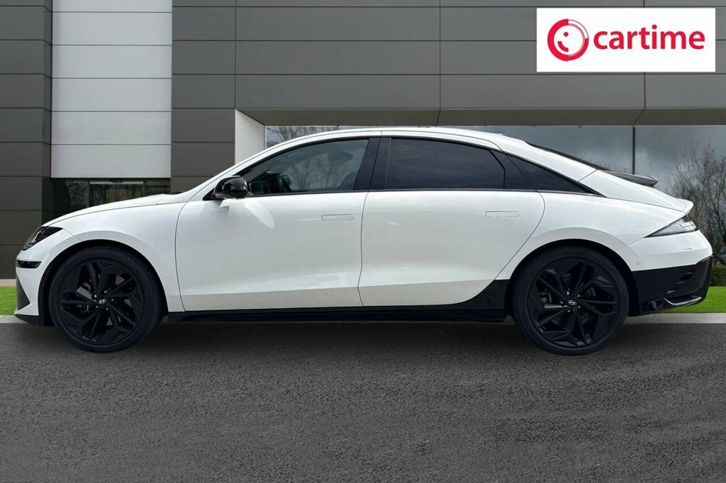 Hyundai Ioniq 6 Saloon White #3