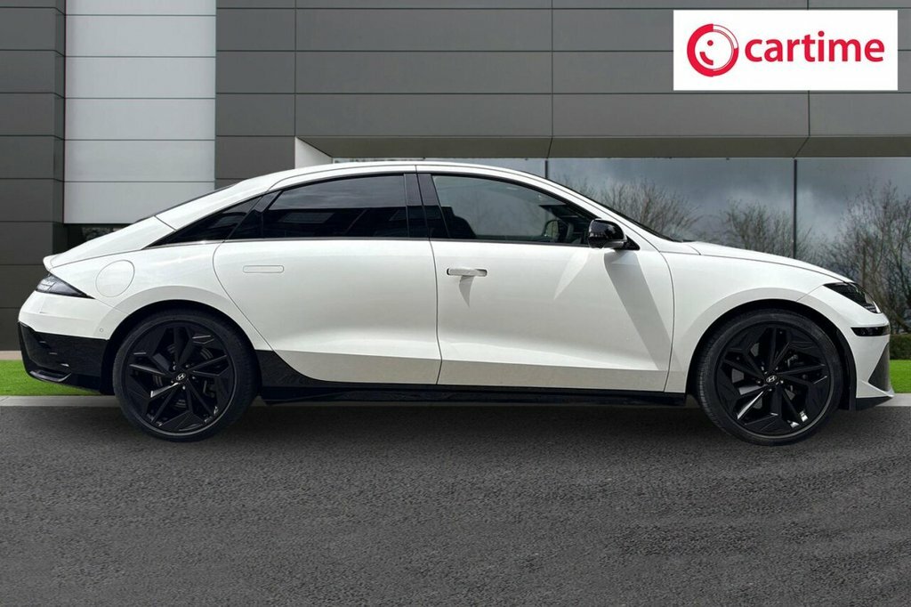 Hyundai Ioniq 6 Saloon White #2