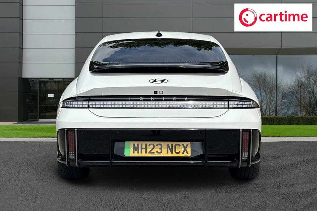 Hyundai Ioniq 6 Saloon White #5