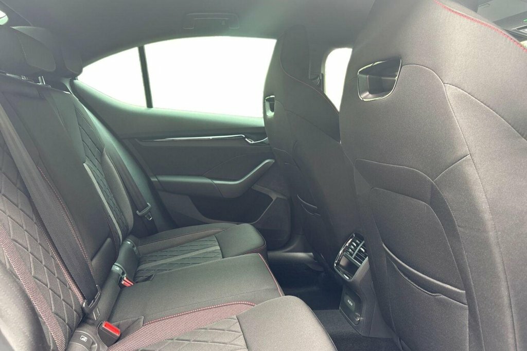 Skoda Octavia 2L Vrs YG24RXY Black #6
