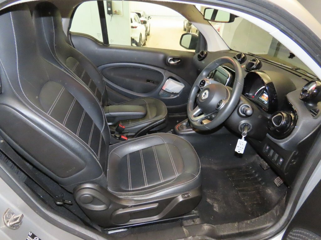 Smart Fortwo Coupe 17.6Kwh Passion Advanced Coupe Black #7