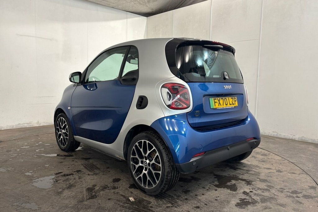 Smart Fortwo Coupe Eq Fortwo Pulse Premium Black #11