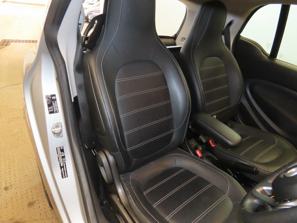 Smart Fortwo Coupe 17.6Kwh Passion Advanced Coupe Black #10