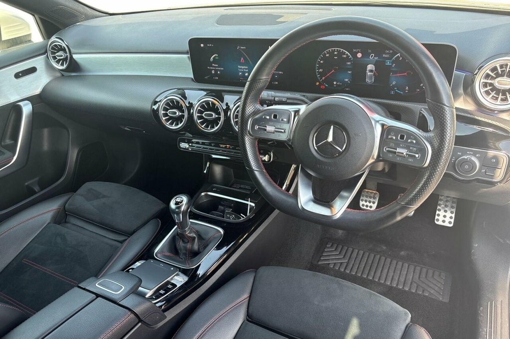 Mercedes-Benz A Class 1.3L Amg Line White #6