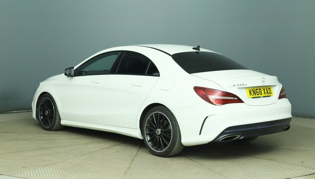 Mercedes-Benz CLA Class 2L Amg Line Night Edition White #6