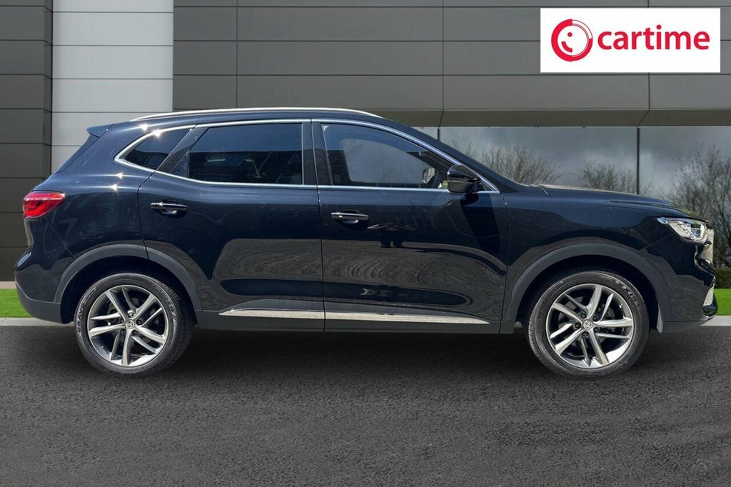 MG HS 1.5L Exclusive Black #2