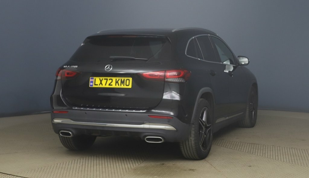 Mercedes-Benz GLA Class 1.3L Amg Line Black #4