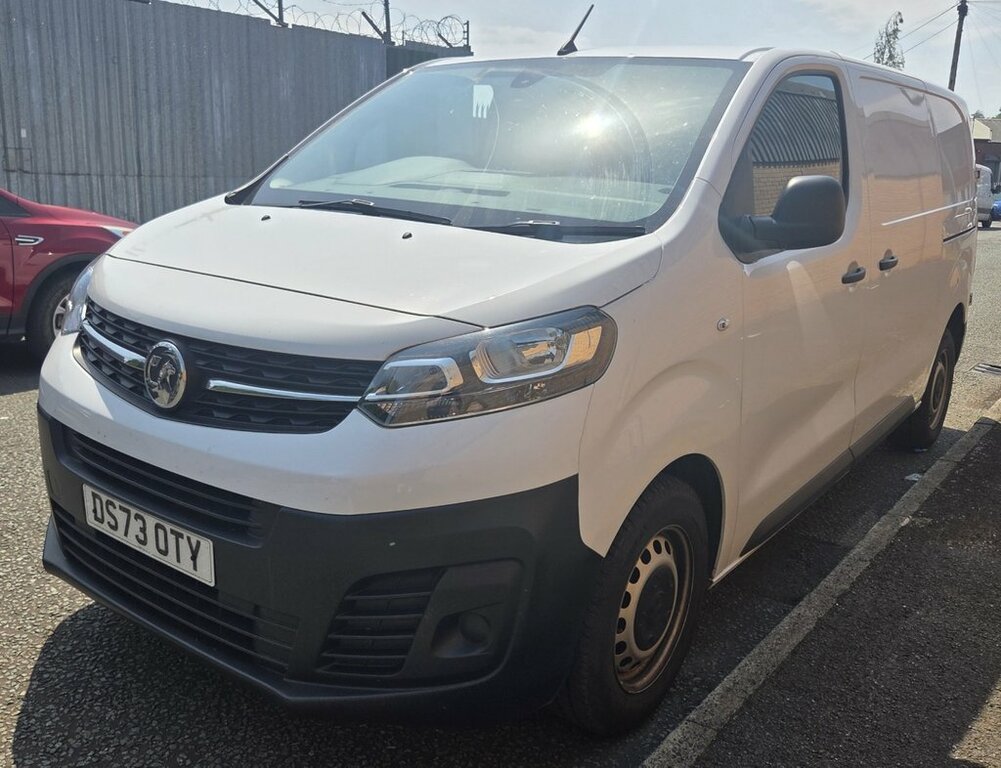Vauxhall Vivaro 1.5L Prime 6Dr White #2
