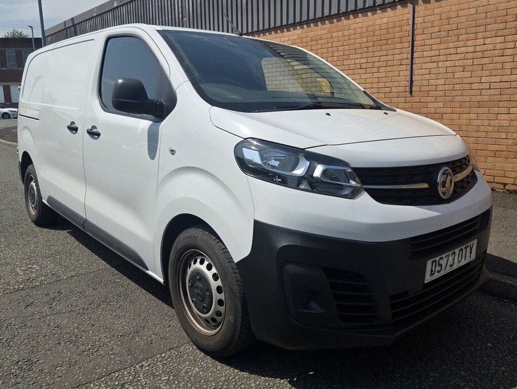 Vauxhall Vivaro 1.5L Prime 6Dr White