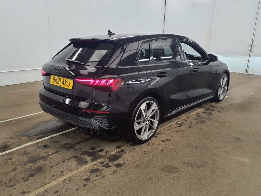 Audi A3 2L Edition 1 Black #4