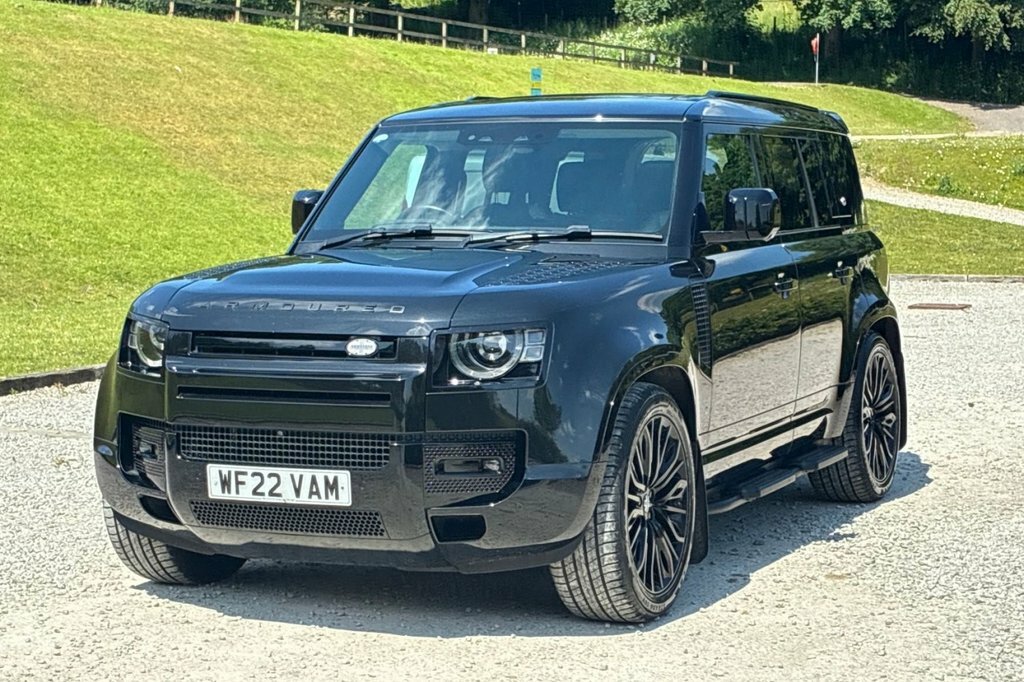 Land Rover Defender 110 3L Xs Edition Black #6