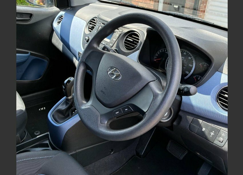 Hyundai I10 1L Se White #5