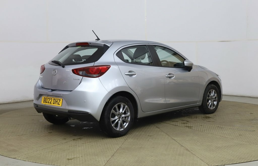 Mazda 2 1.5L Se-l Silver #6