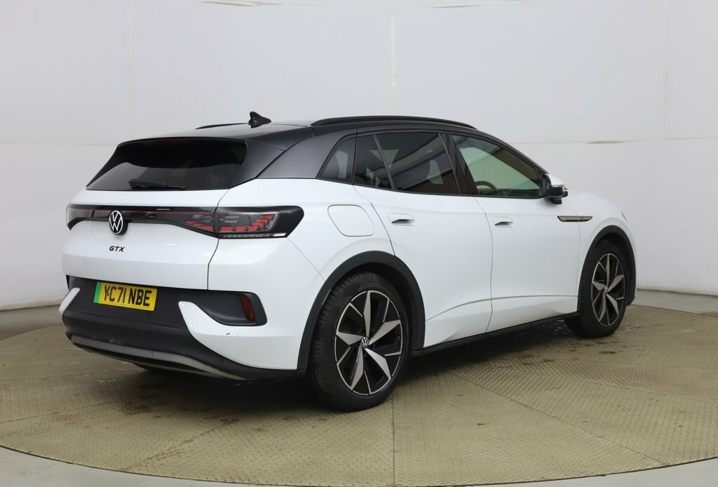 Volkswagen ID.4 Suv White #4